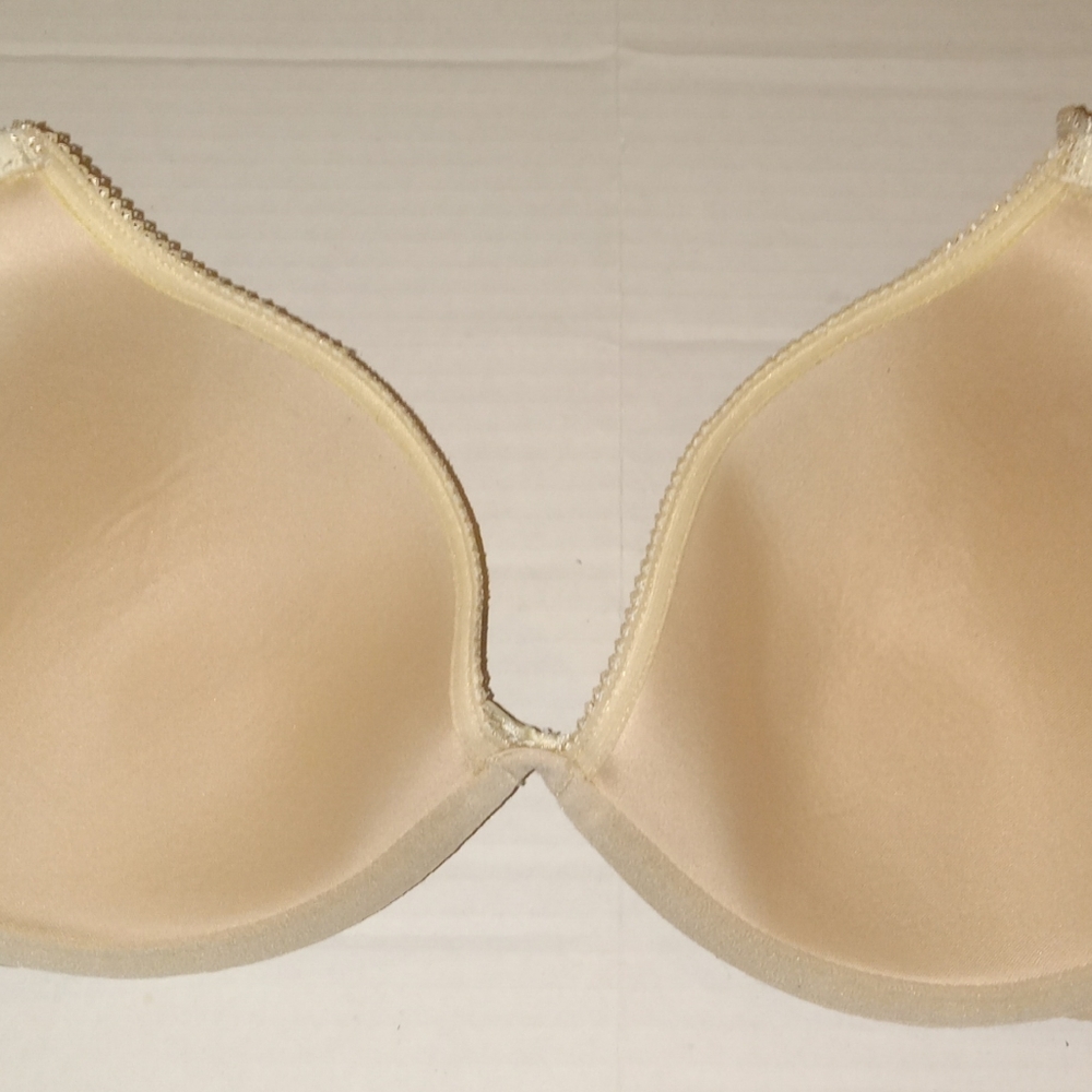 Vanity fair Elegant Plunge 38C - Picture 5 of 8